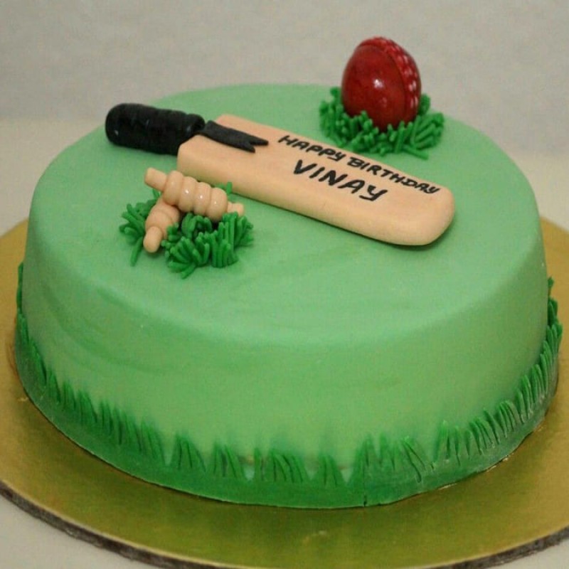Cricket Field Cake. Cake Designs For Husband. Noida & Gurgaon – Creme Castle