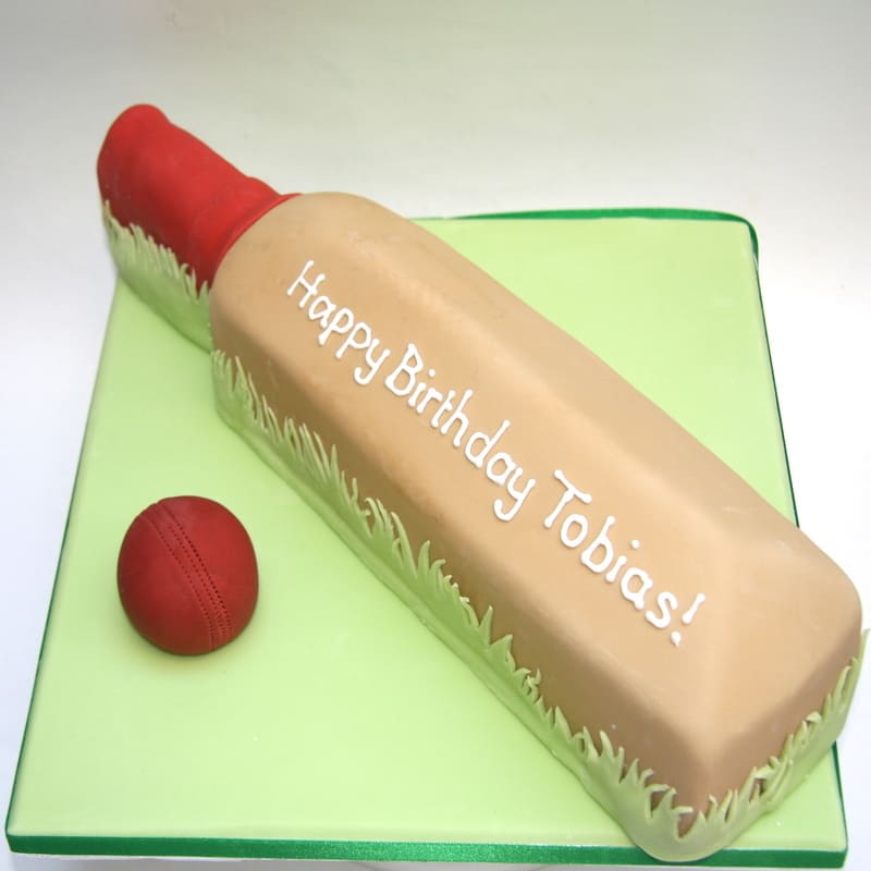 Cricket Bat & Ball Cake - Addicted