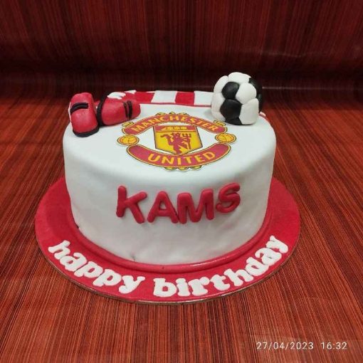 Manchester United Fan Cake - Image 2