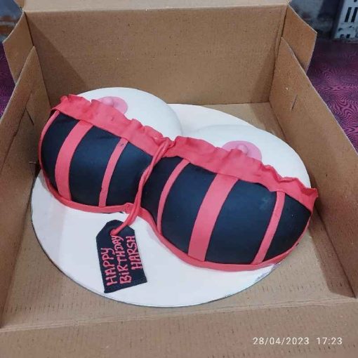 Black and Red Bra Naughty Cake - Image 2