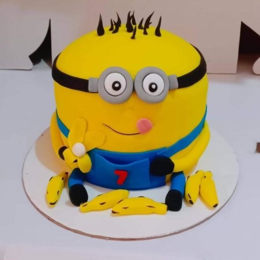 Banana & Bob Minion Fondant Cake