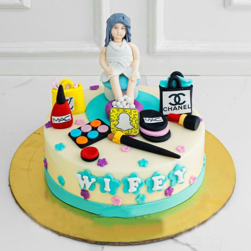 Fashion Delight Fondant Cake