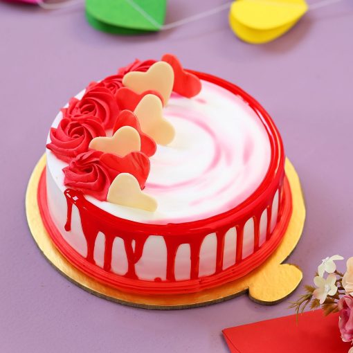 In Love Strawberry Cake