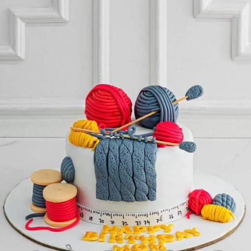 Knitting Lover Fondant Cake