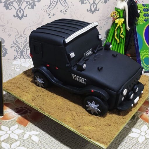 Mahindra Thar Fondant Cake