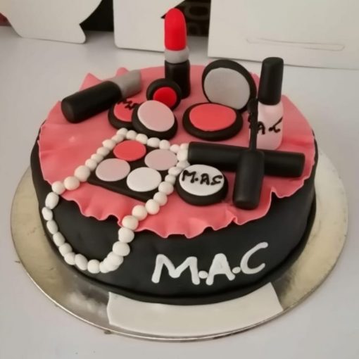 Makeup Designer Fondant Cake