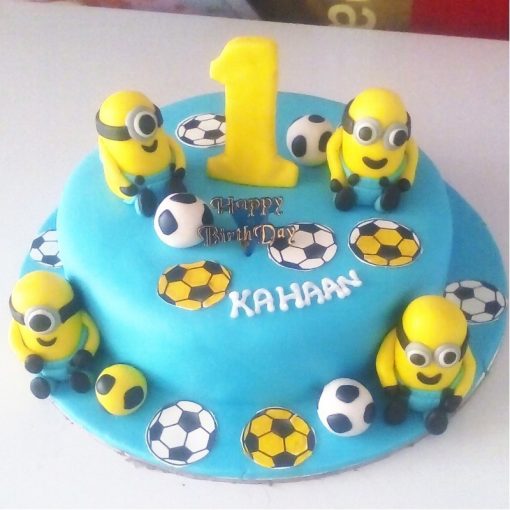 Minions Customized Fondant Cake