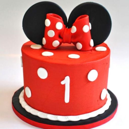 Minnie Mouse Red Fondant Cake