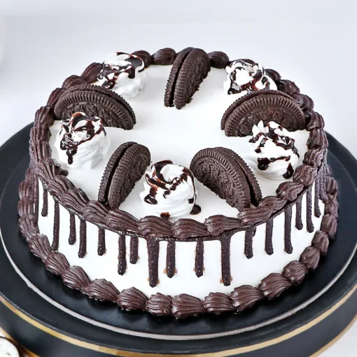 Oreo Drip Cake