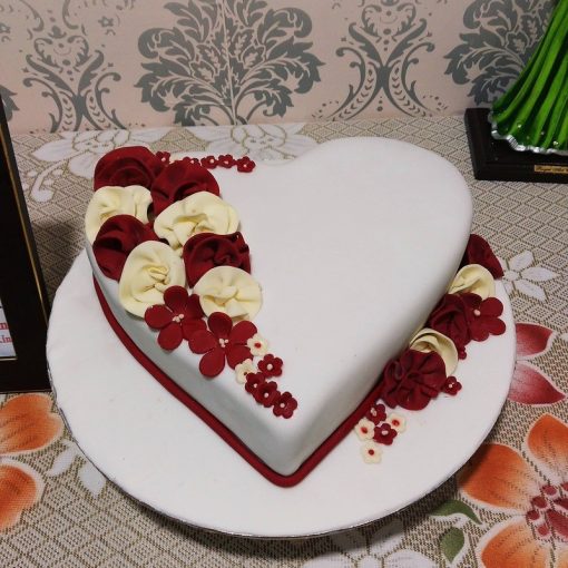 Tender Heart Designer Fondant Cake